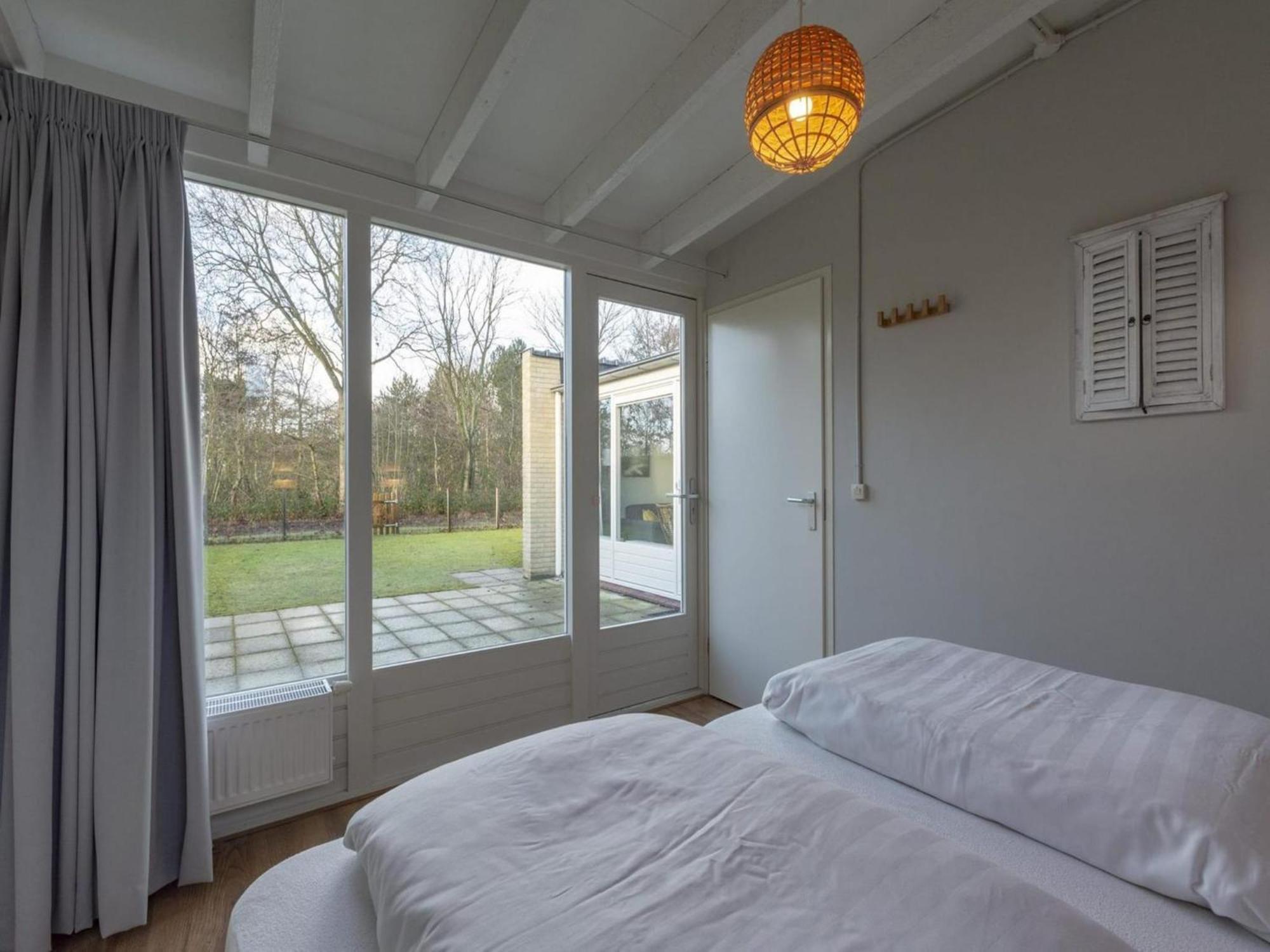 Cozy Bunglow With Garden Sint Maartensvlotbrug Exterior foto
